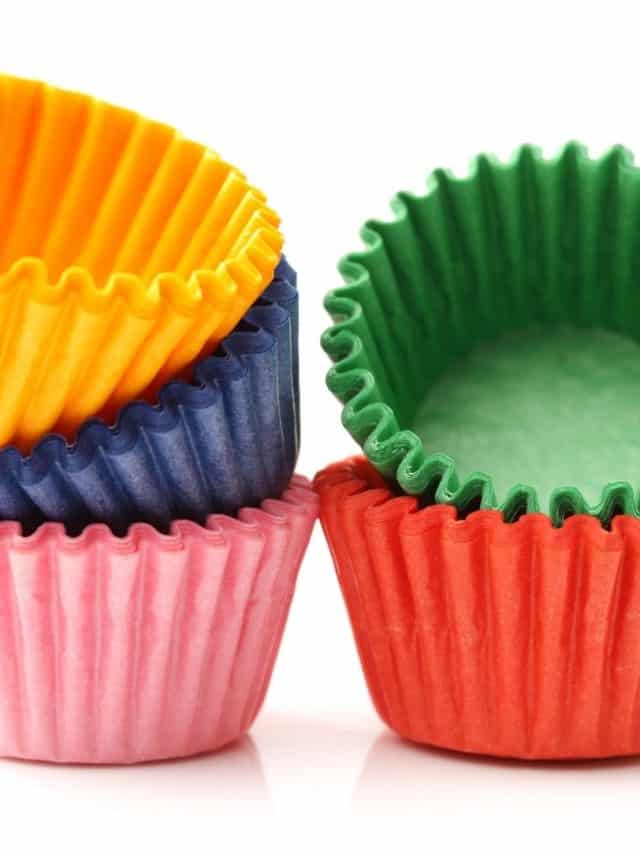 cropped-cupcake-liners.jpg